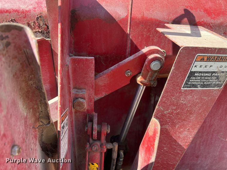 image for item DW2782 Schuler SRM354  feed mixer