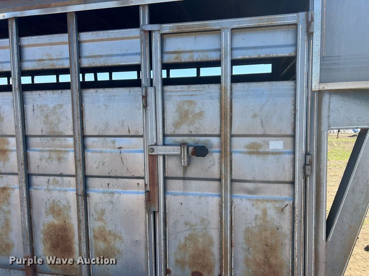 image for item DW2783 1993 Titan  livestock trailer