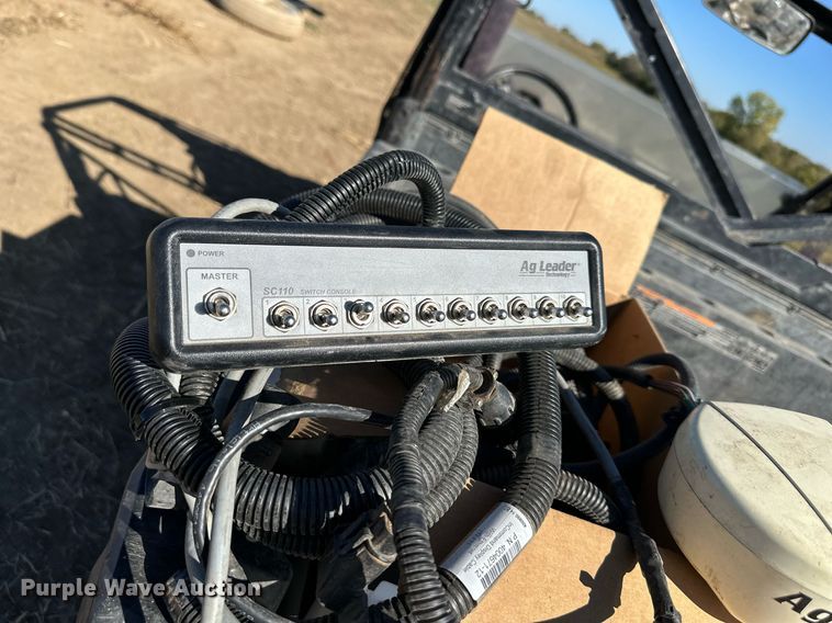 image for item DW2784 AG Leader  NH3 equipment