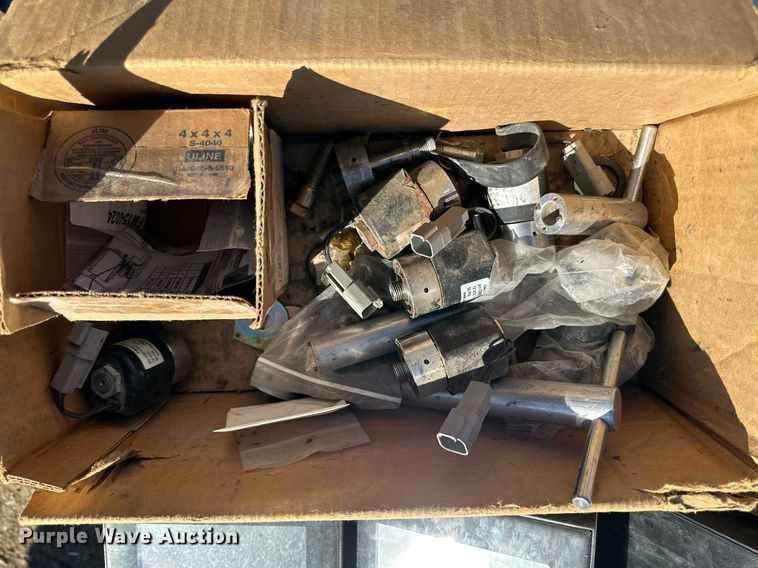 image for item DW2784 AG Leader  NH3 equipment