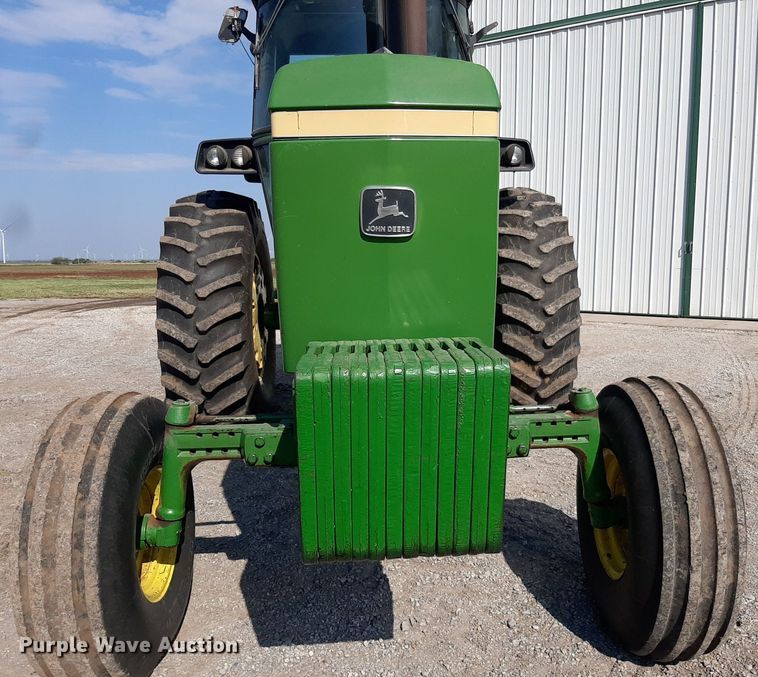 image for item EB9771 1980 John Deere 4440  tractor