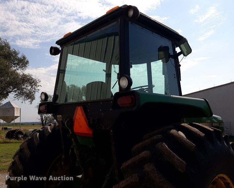 image for item EB9771 1980 John Deere 4440  tractor
