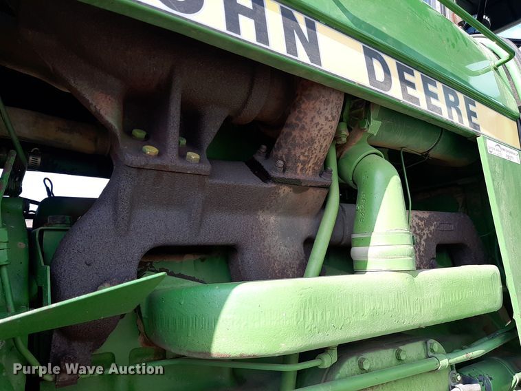 image for item EB9771 1980 John Deere 4440  tractor