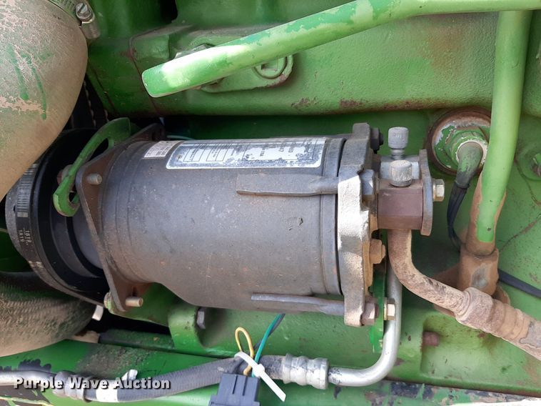 image for item EB9771 1980 John Deere 4440  tractor