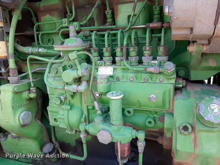 image for item EB9771 1980 John Deere 4440  tractor