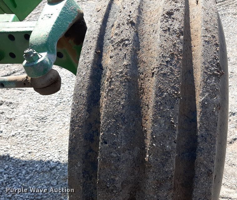 image for item EB9771 1980 John Deere 4440  tractor