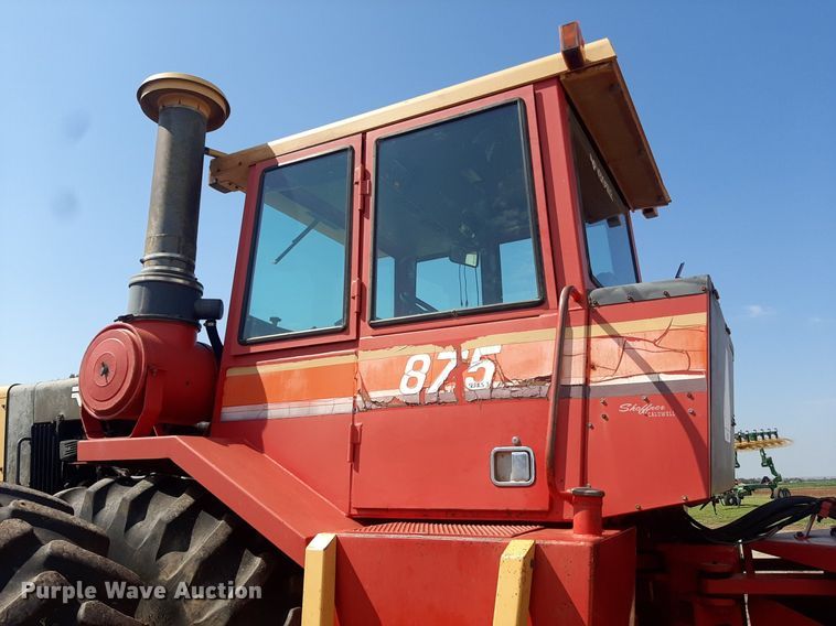 image for item EB9772 1984 Versatile 875  4WD tractor