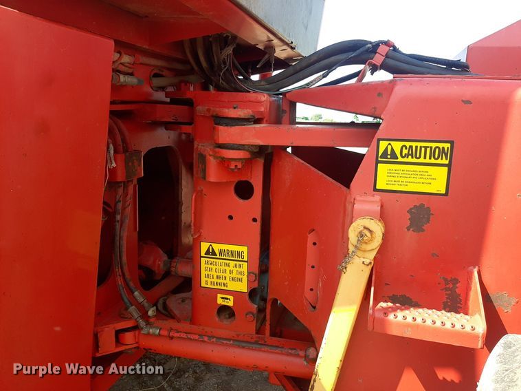 image for item EB9772 1984 Versatile 875  4WD tractor