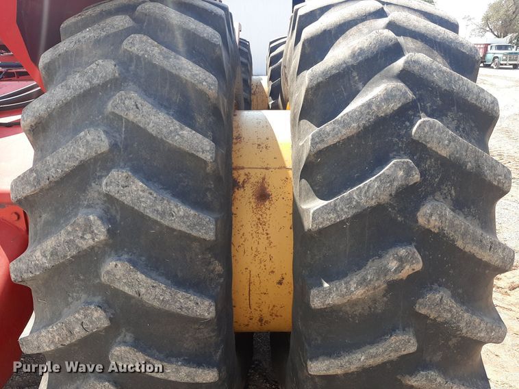 image for item EB9772 1984 Versatile 875  4WD tractor