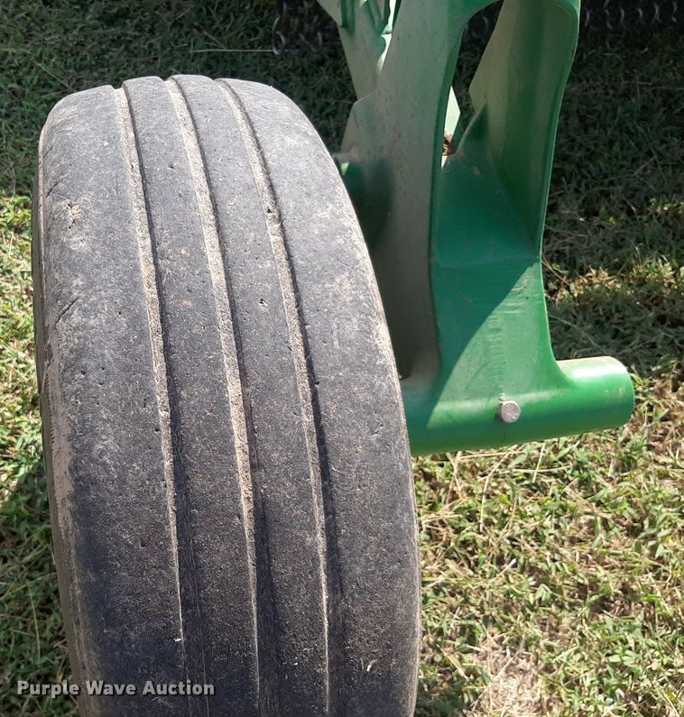 image for item EB9773 John Deere HX15  batwing rotary mower