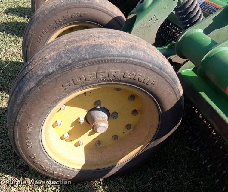 image for item EB9773 John Deere HX15  batwing rotary mower