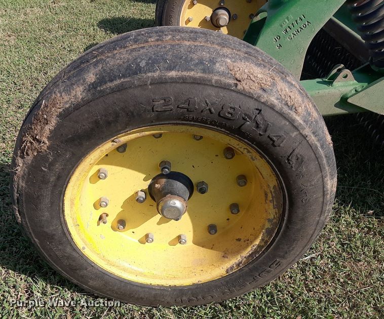 image for item EB9773 John Deere HX15  batwing rotary mower