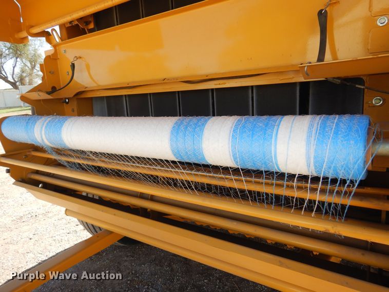 image for item EB9774 2009 Vermeer 605M  round baler