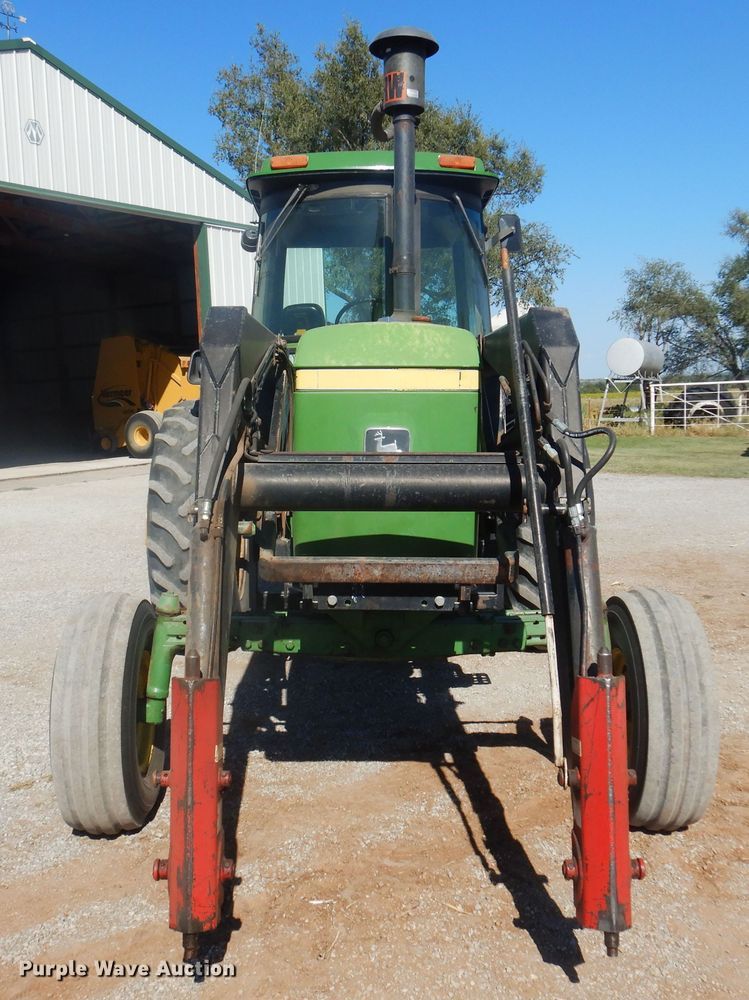 image for item EB9775 1978 John Deere 4240  tractor