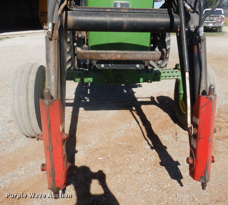 image for item EB9775 1978 John Deere 4240  tractor