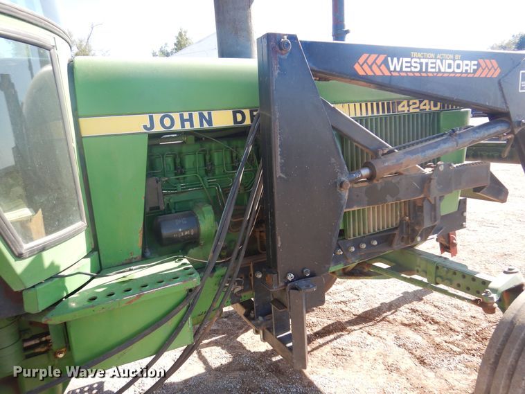 image for item EB9775 1978 John Deere 4240  tractor