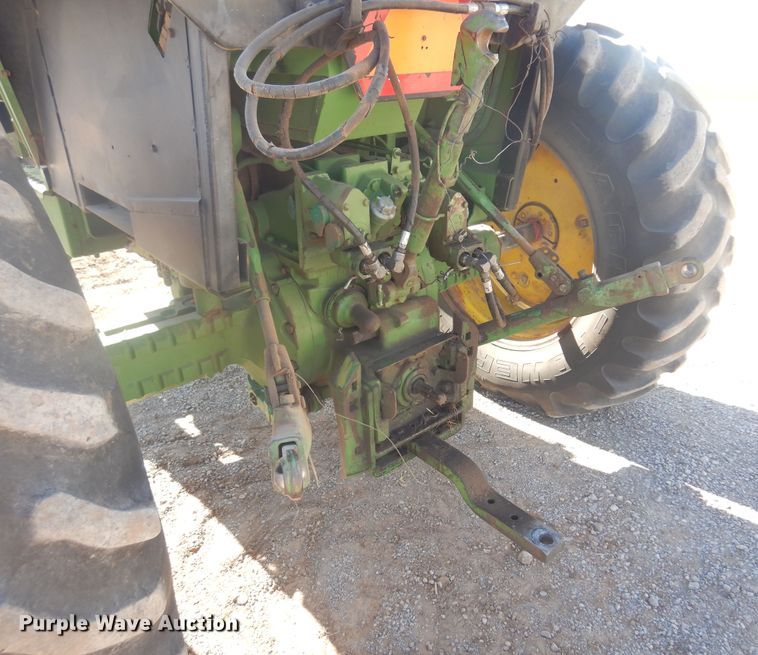 image for item EB9775 1978 John Deere 4240  tractor