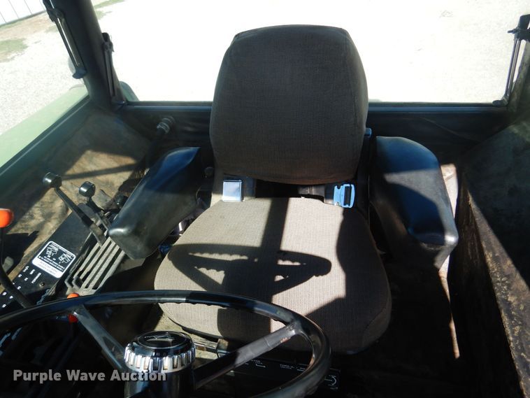 image for item EB9775 1978 John Deere 4240  tractor