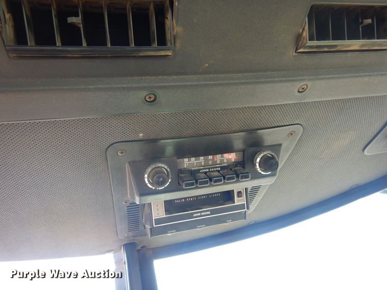 image for item EB9775 1978 John Deere 4240  tractor