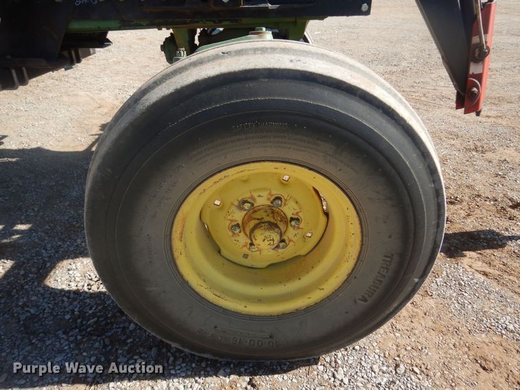 image for item EB9775 1978 John Deere 4240  tractor