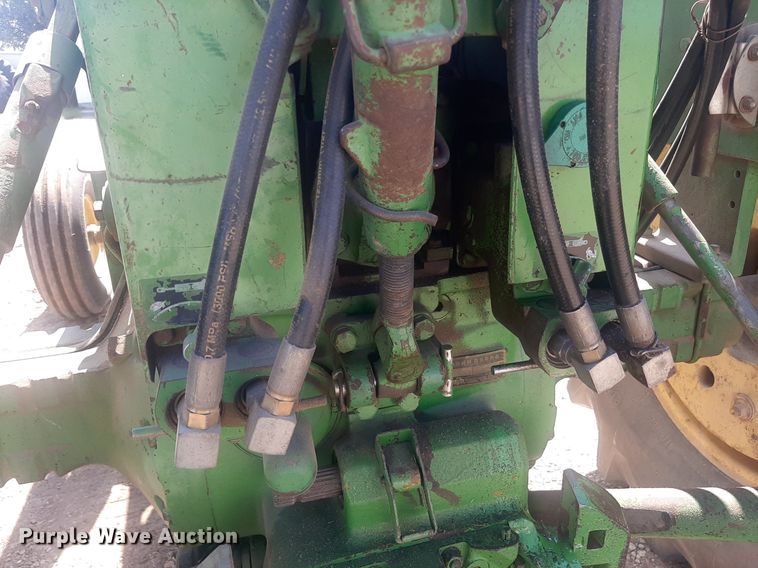 image for item EB9776 1969 John Deere 4020  tractor