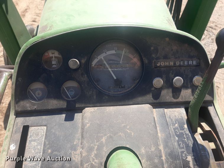 image for item EB9776 1969 John Deere 4020  tractor