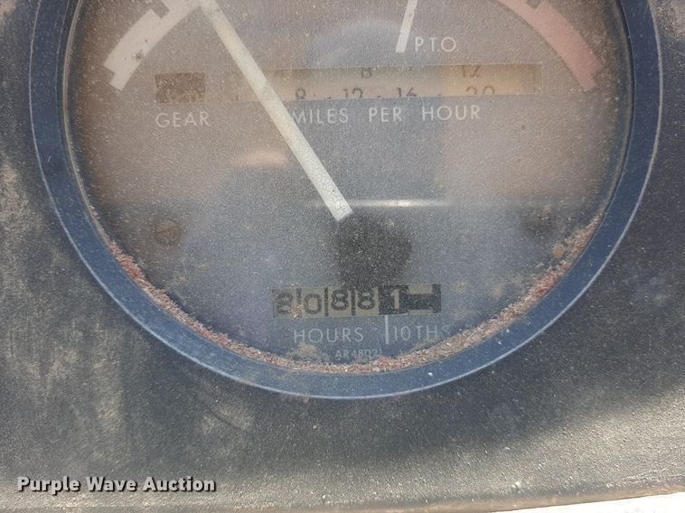 image for item EB9776 1969 John Deere 4020  tractor