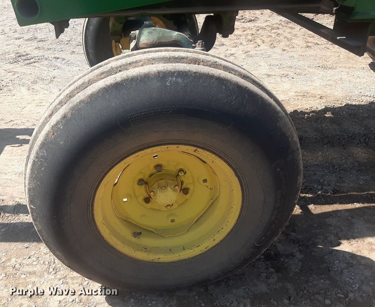 image for item EB9776 1969 John Deere 4020  tractor