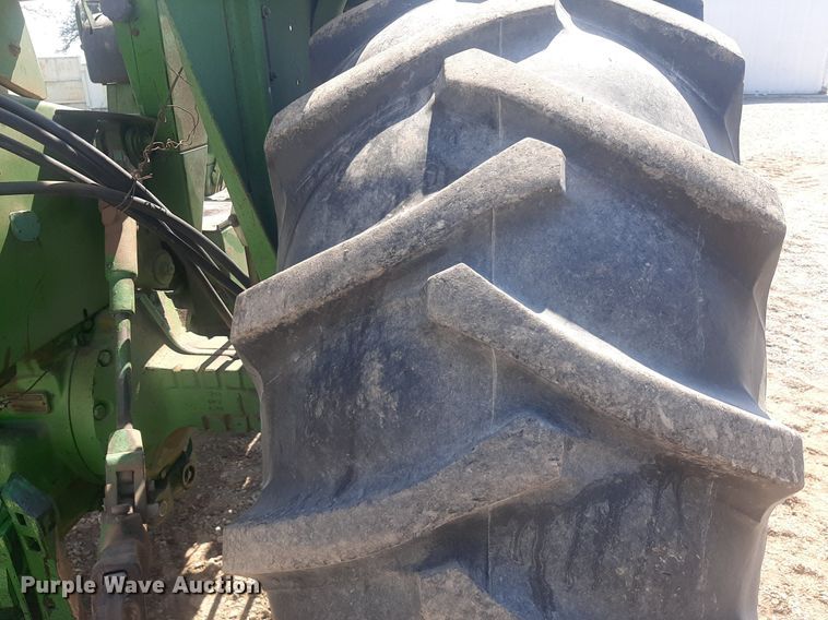 image for item EB9776 1969 John Deere 4020  tractor