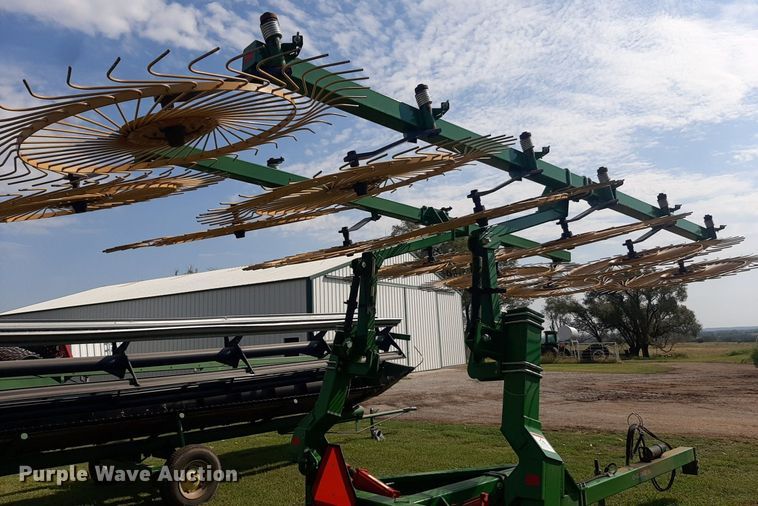 image for item EB9777 Ogden Hybrid Hay Runner  hay rake