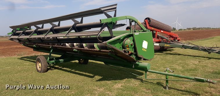image for item EB9779 John Deere 224  rigid head