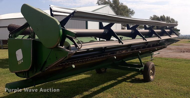 image for item EB9779 John Deere 224  rigid head