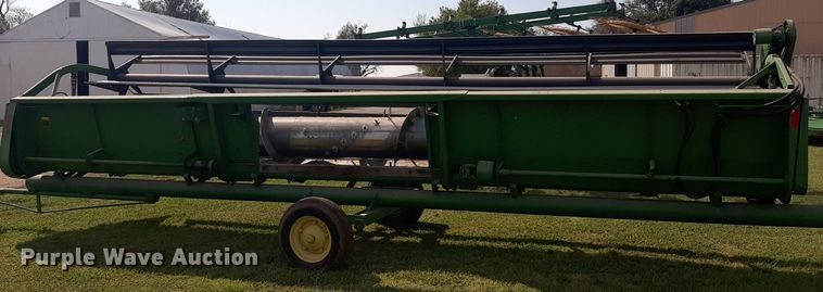 image for item EB9779 John Deere 224  rigid head