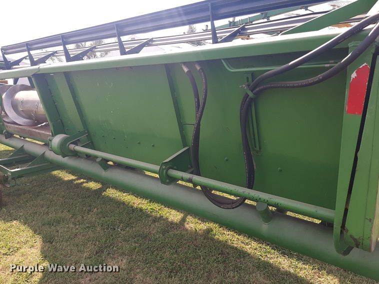 image for item EB9779 John Deere 224  rigid head