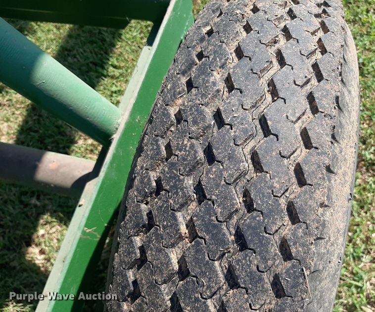 image for item EB9779 John Deere 224  rigid head