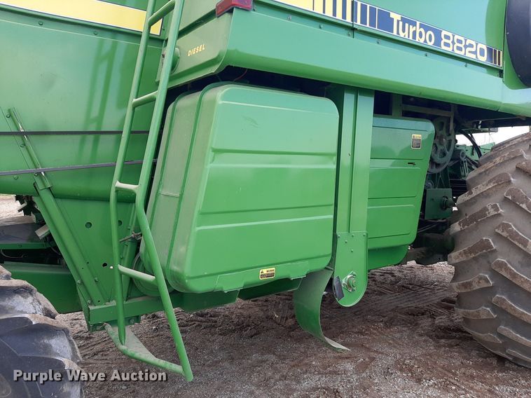 image for item EB9780 1984 John Deere 8820 Turbo  combine