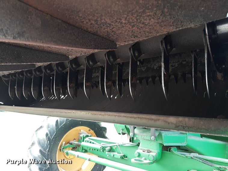 image for item EB9780 1984 John Deere 8820 Turbo  combine