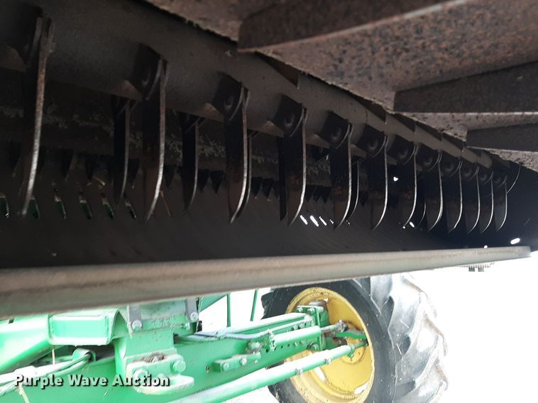 image for item EB9780 1984 John Deere 8820 Turbo  combine