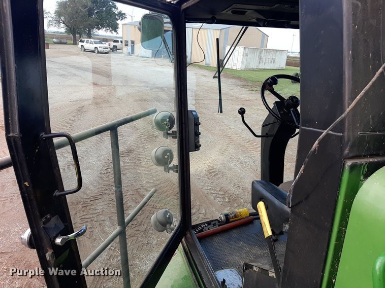 image for item EB9780 1984 John Deere 8820 Turbo  combine