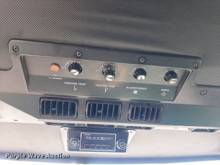 image for item EB9780 1984 John Deere 8820 Turbo  combine