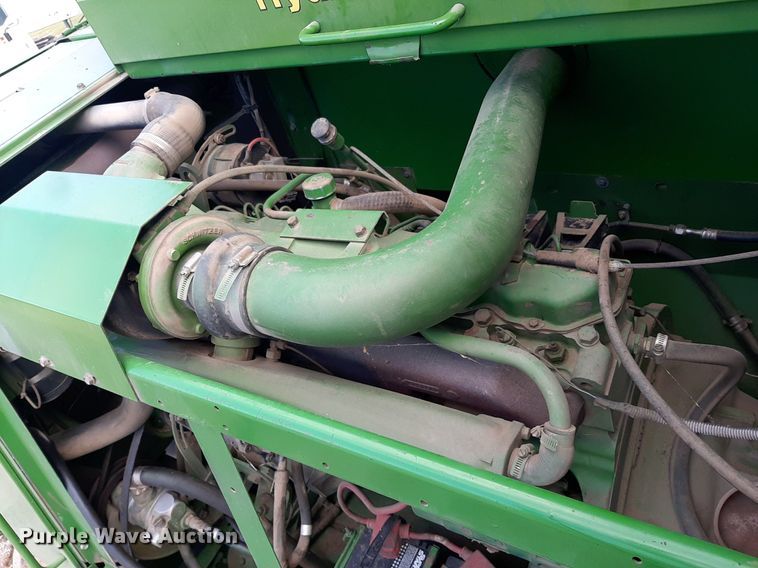 image for item EB9780 1984 John Deere 8820 Turbo  combine
