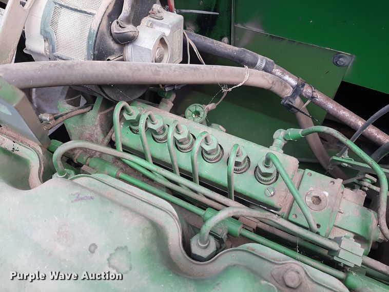 image for item EB9780 1984 John Deere 8820 Turbo  combine