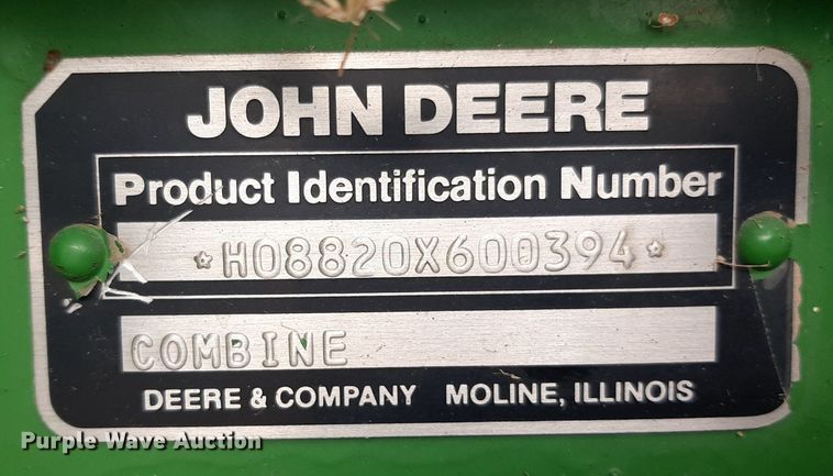 image for item EB9780 1984 John Deere 8820 Turbo  combine
