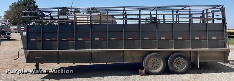 image for item EB9782 2005 Travalong  livestock trailer