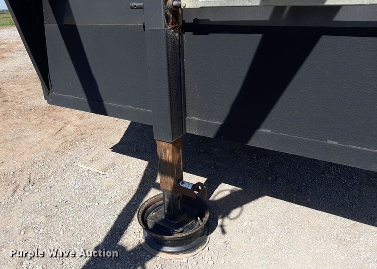 image for item EB9782 2005 Travalong  livestock trailer