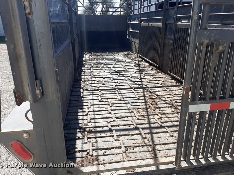 image for item EB9782 2005 Travalong  livestock trailer