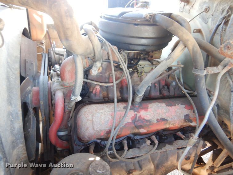 image for item EB9783 1974 International 1700  grain truck