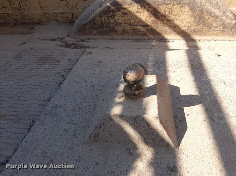 image for item EB9784 1976 Chevrolet Custom Deluxe 20  pickup truck