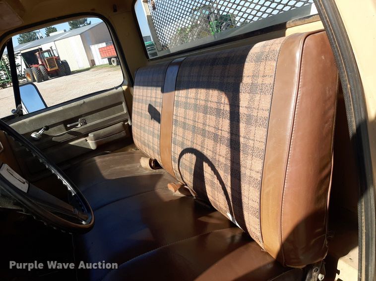 image for item EB9784 1976 Chevrolet Custom Deluxe 20  pickup truck