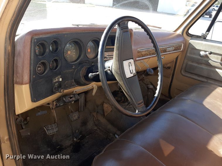 image for item EB9784 1976 Chevrolet Custom Deluxe 20  pickup truck